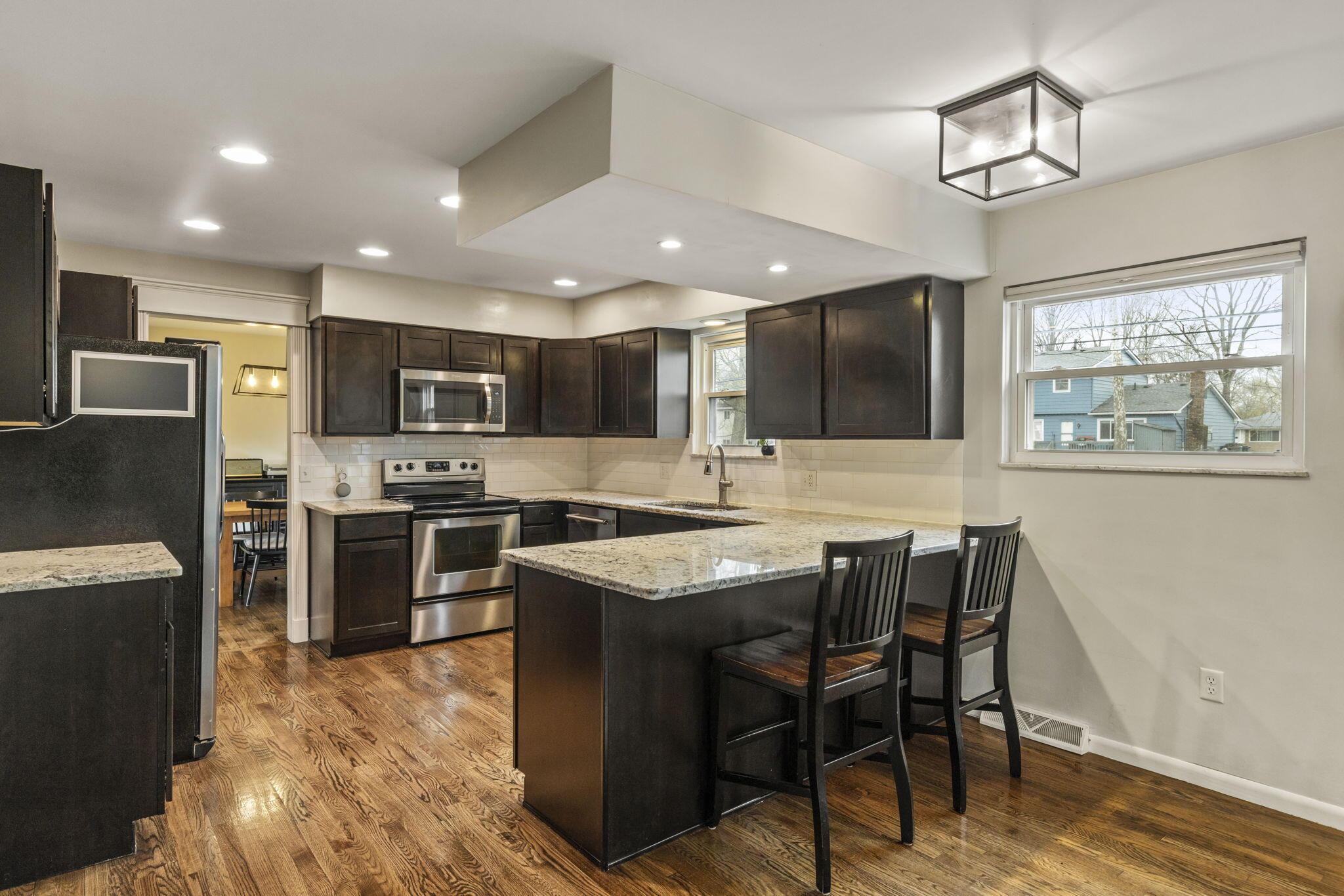 578 Glenridge Place, Columbus, Ohio image 10