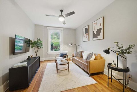 Tiny photo for 420 Stanley Avenue, Columbus, OH 43206 (MLS # 225037414)