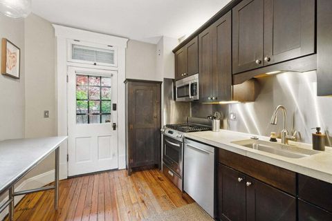 Tiny photo for 420 Stanley Avenue, Columbus, OH 43206 (MLS # 225037414)