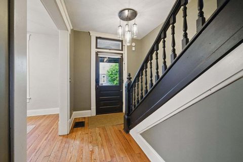 Tiny photo for 420 Stanley Avenue, Columbus, OH 43206 (MLS # 225037414)