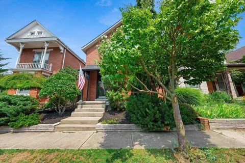Tiny photo for 420 Stanley Avenue, Columbus, OH 43206 (MLS # 225037414)
