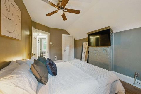 Tiny photo for 420 Stanley Avenue, Columbus, OH 43206 (MLS # 225037414)
