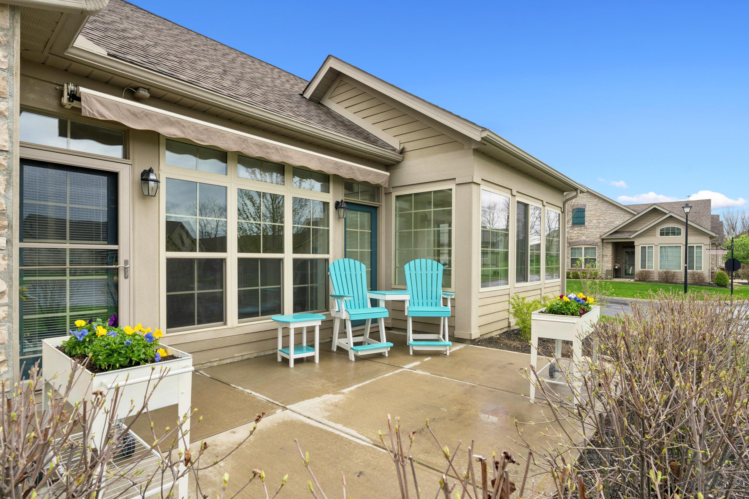 236 Stoneshire Crossing, Pataskala, Ohio image 4