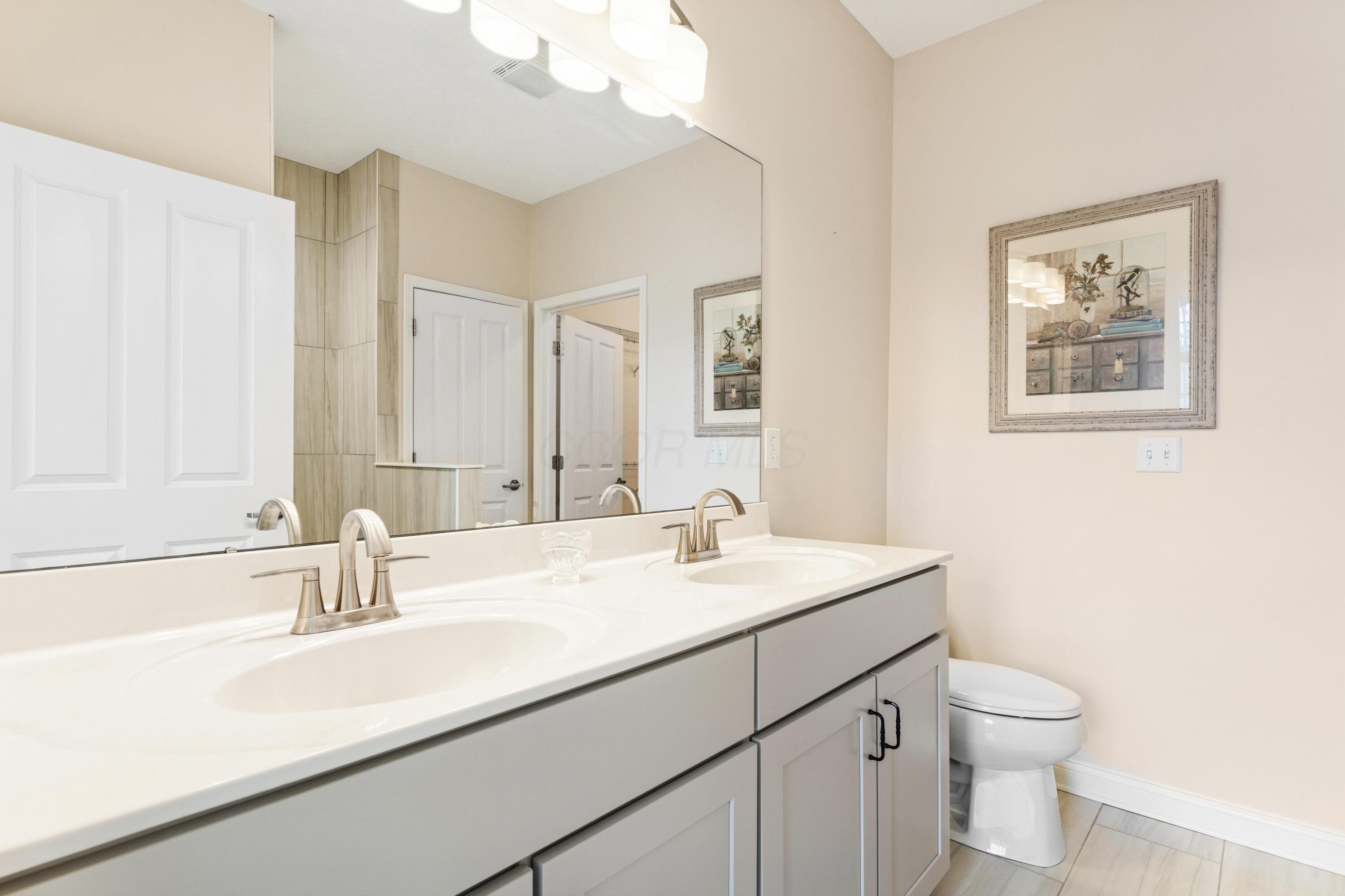 236 Stoneshire Crossing, Pataskala, Ohio image 25