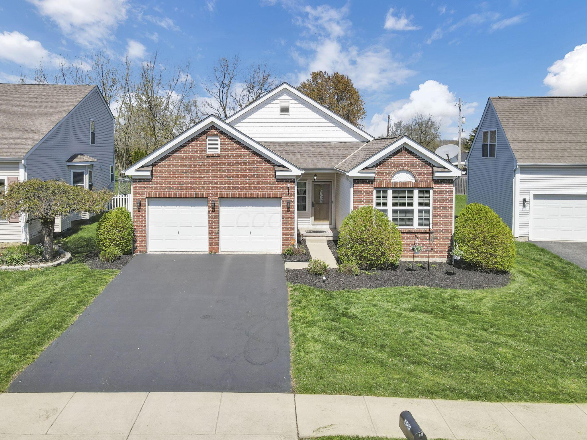 4563 Grand Strand Drive, Grove City, Ohio image 1