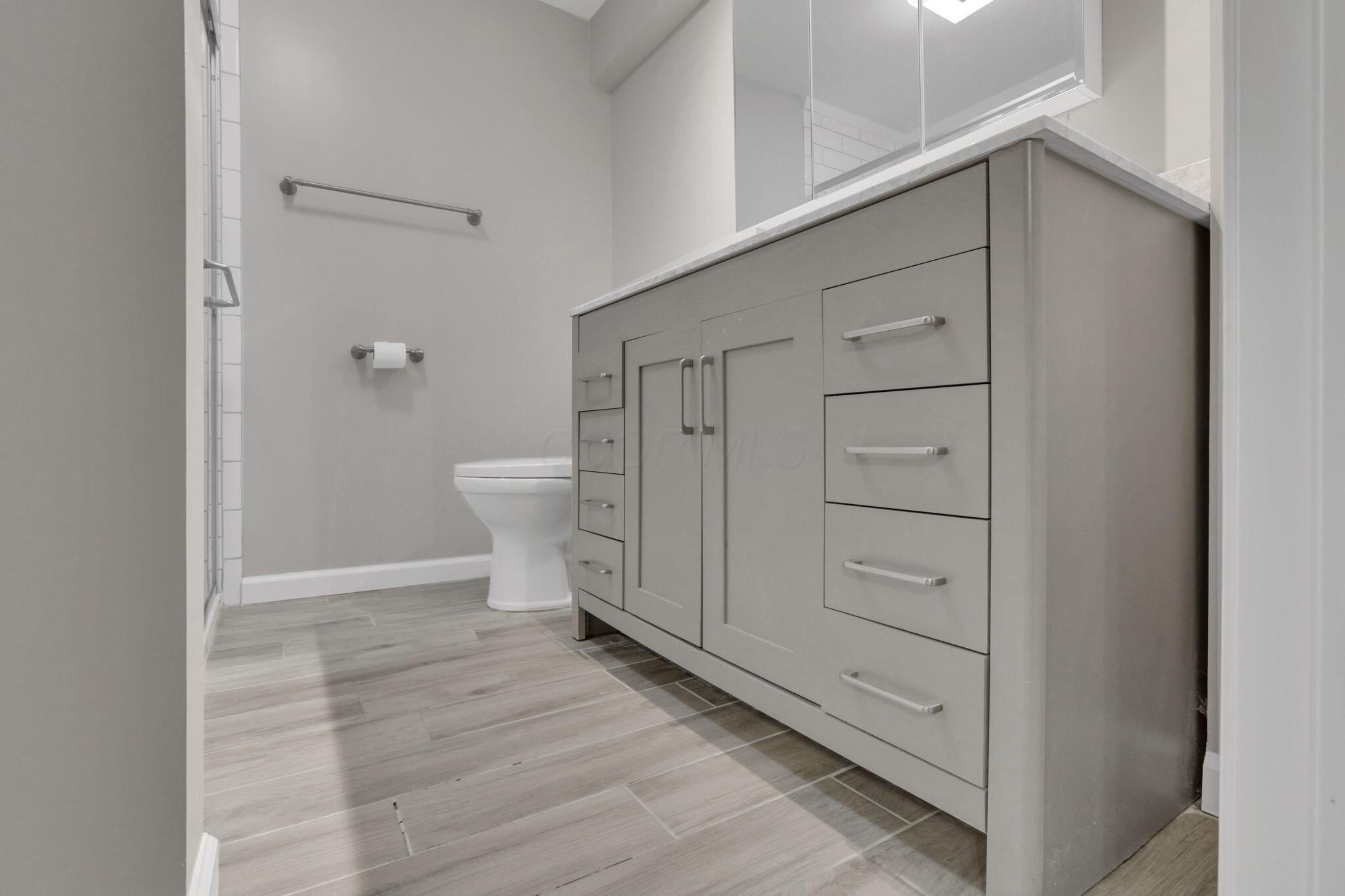 4563 Grand Strand Drive, Grove City, Ohio image 45