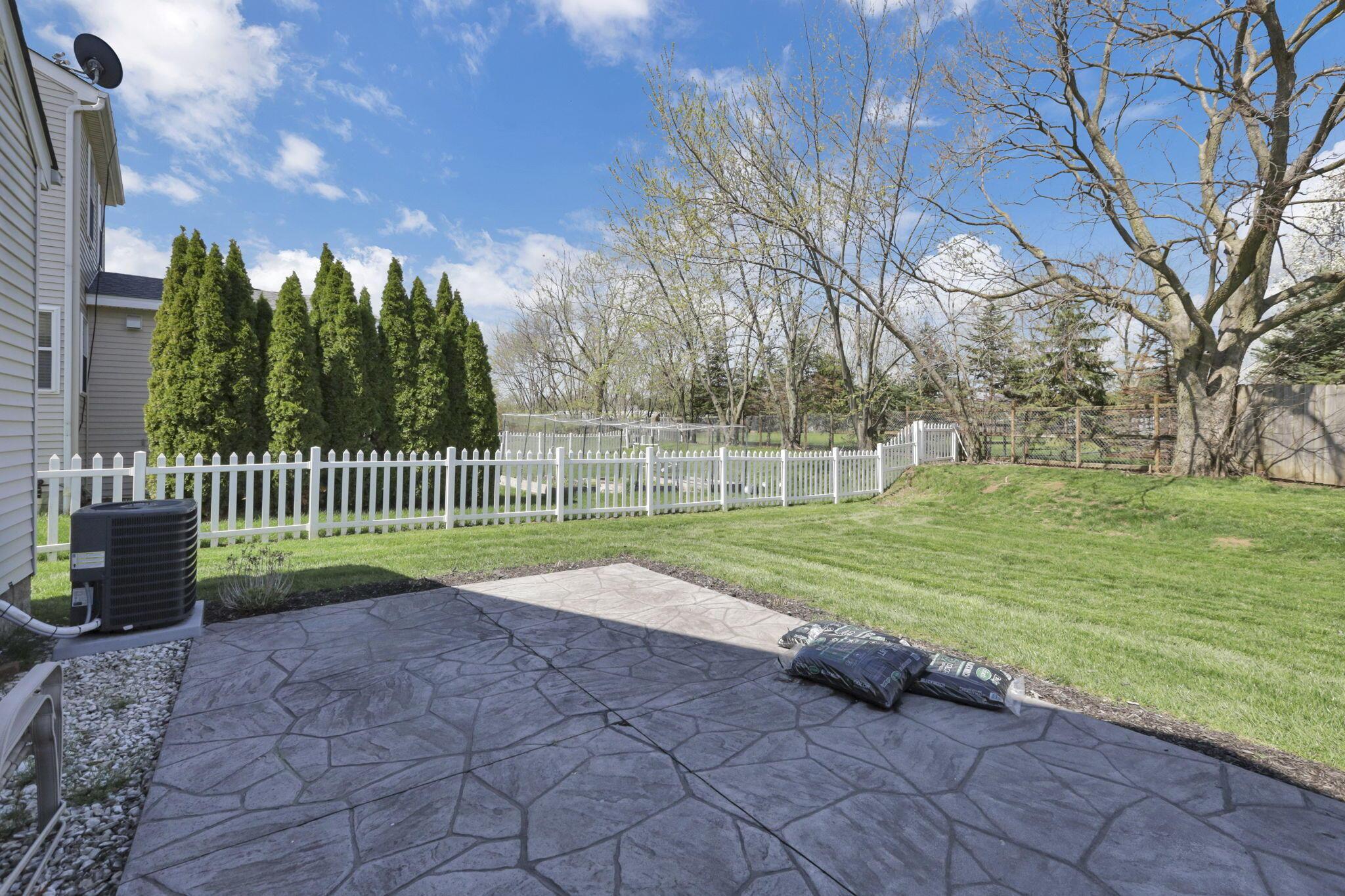 4563 Grand Strand Drive, Grove City, Ohio image 6