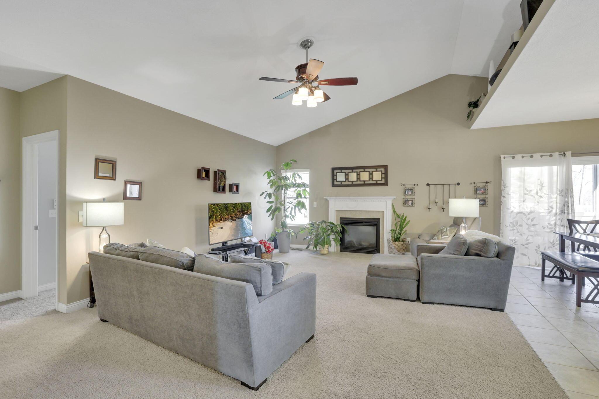4563 Grand Strand Drive, Grove City, Ohio image 11