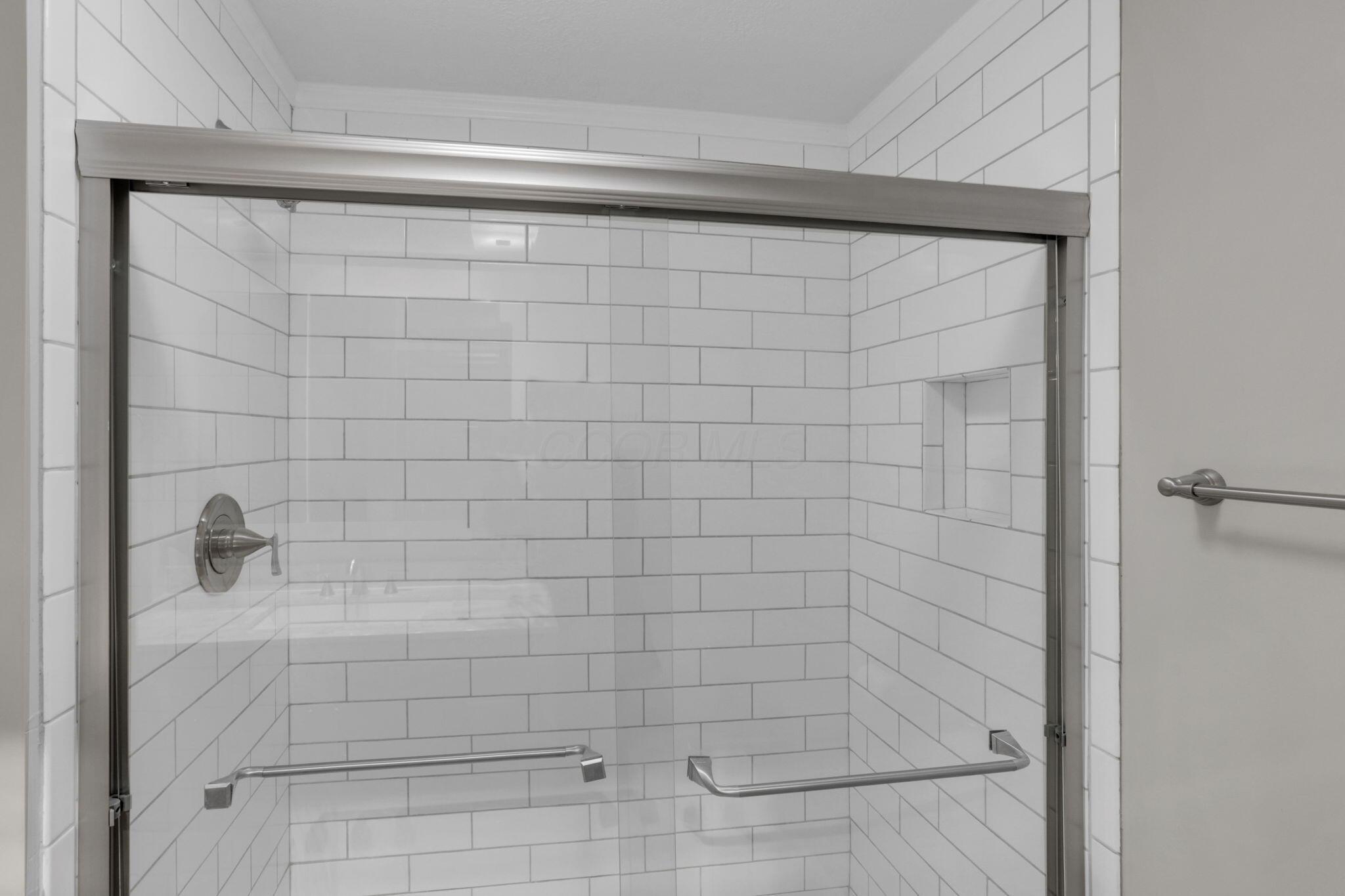 4563 Grand Strand Drive, Grove City, Ohio image 46