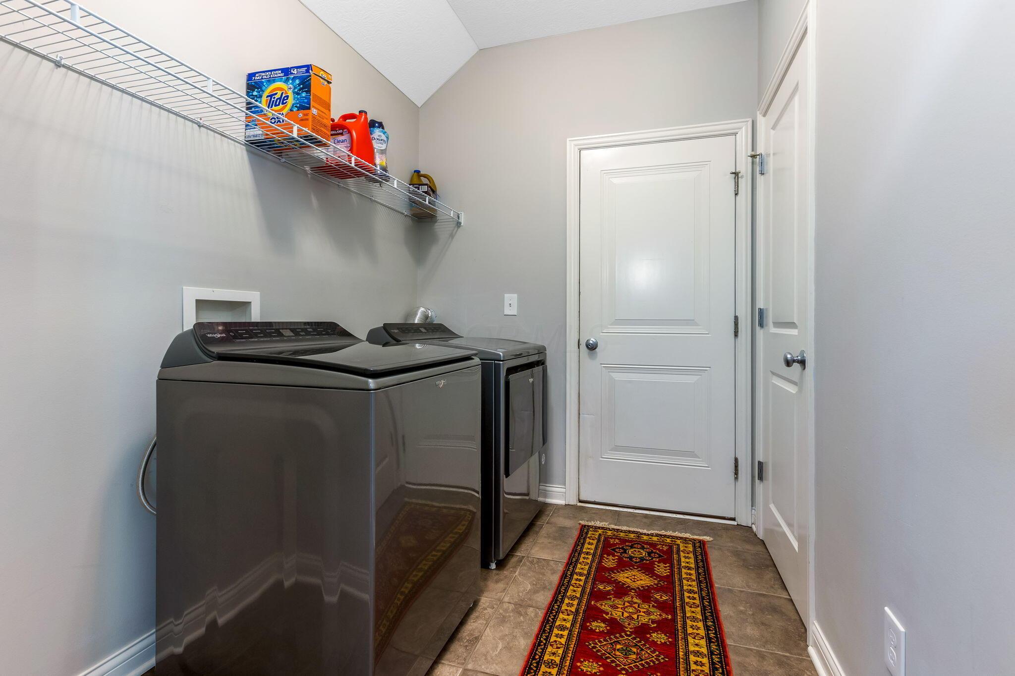 7434 Broxton Lane, Galena, Ohio image 33