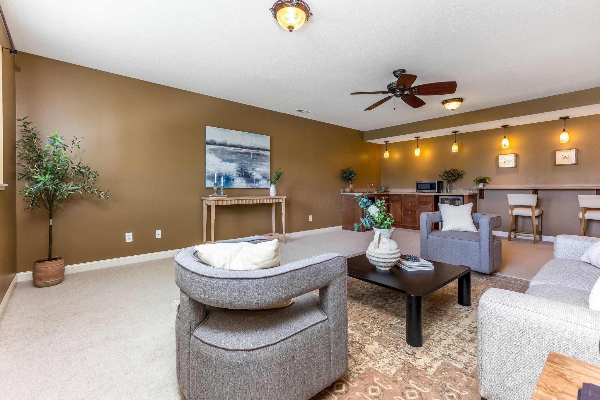 7434 Broxton Lane, Galena, Ohio image 36