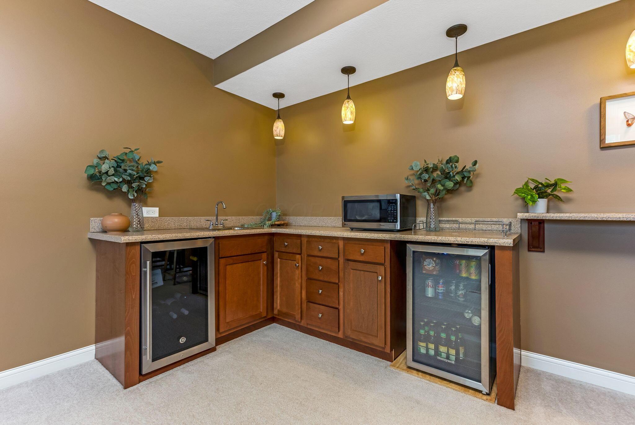 7434 Broxton Lane, Galena, Ohio image 38