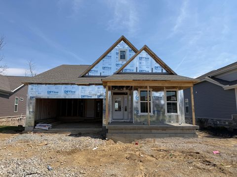 Photo of 6051 Windcliff Drive E, Grove City, OH 43123 (MLS # 226004047)