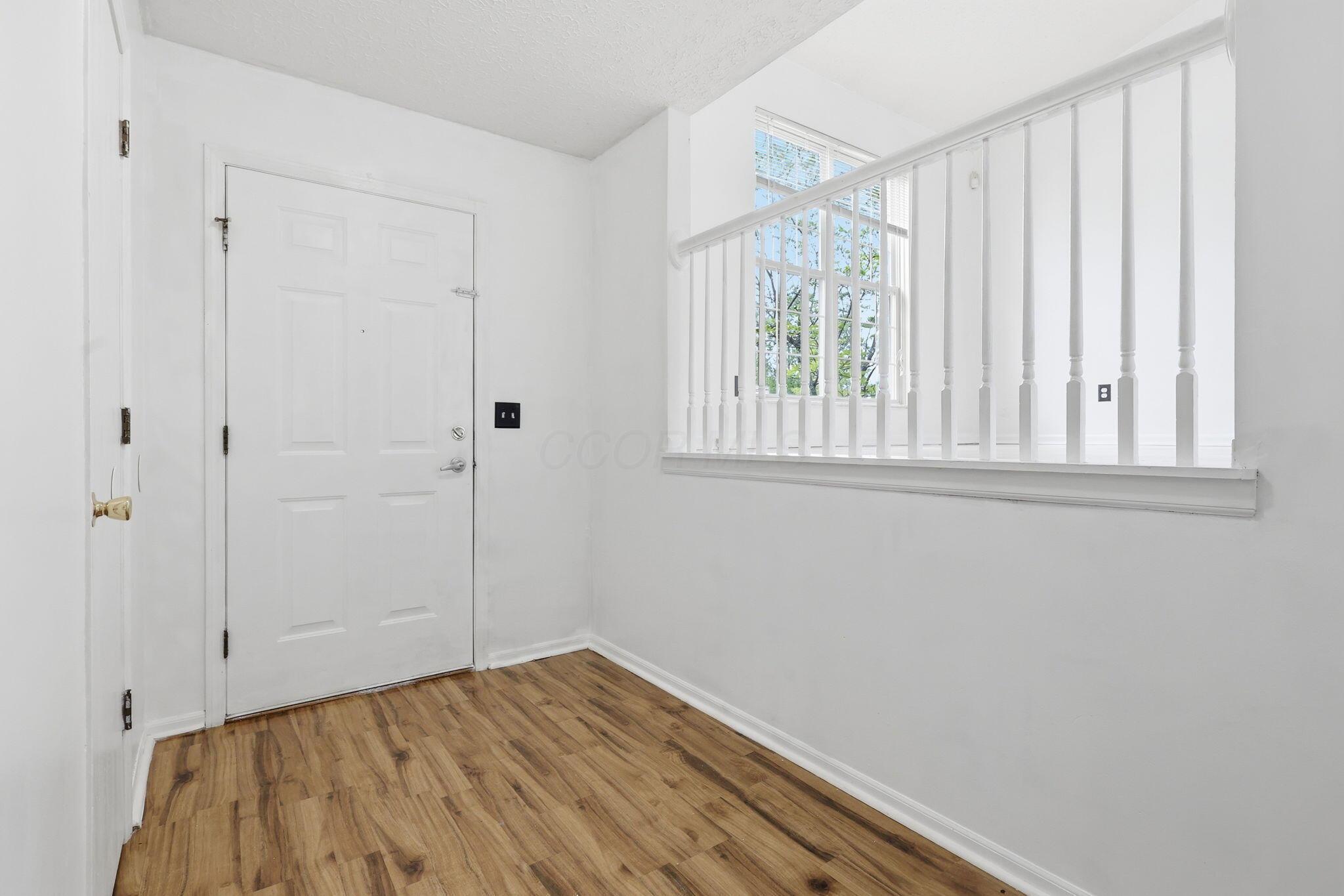 8207 Arbor Rose Way