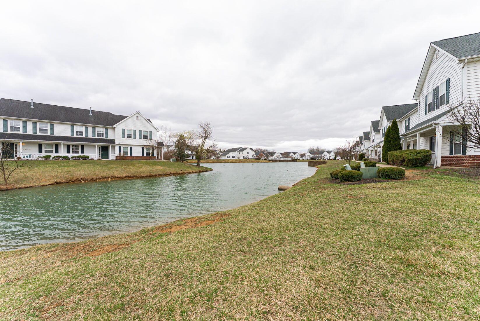 643 Pondview Drive, Grove City, Ohio image 30