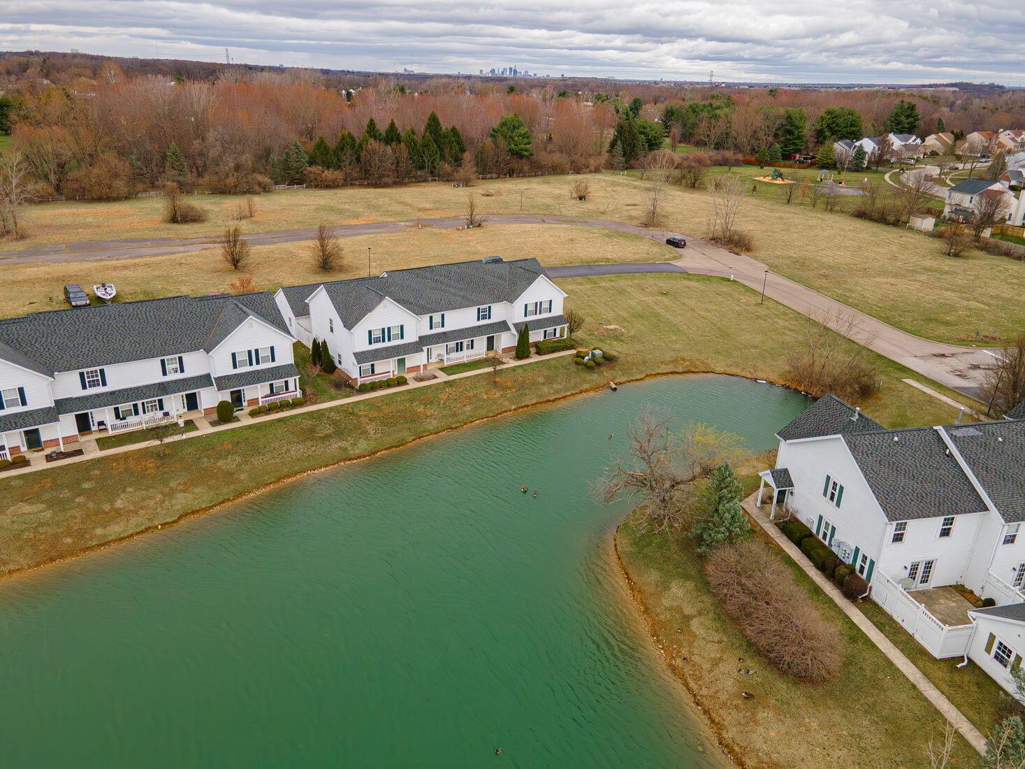 643 Pondview Drive, Grove City, Ohio image 32