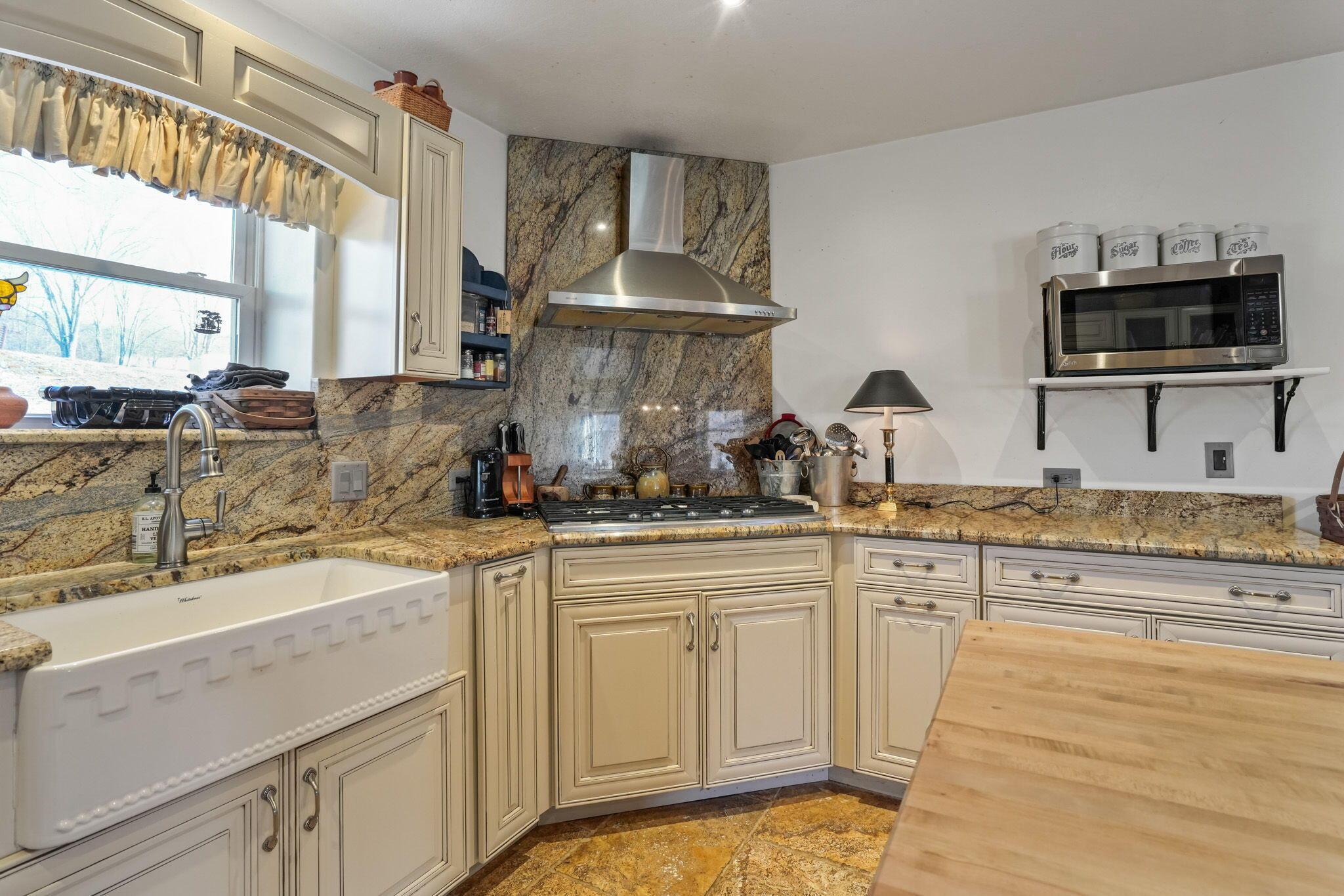 McArthur, Ohio 45651, United States, 2 Bedrooms Bedrooms, ,2 BathroomsBathrooms,Residential,Active,101688