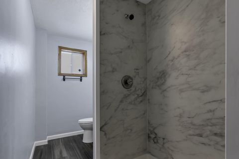 Tiny photo for 60 W Harrison Street, Newark, OH 43055 (MLS # 225044866)