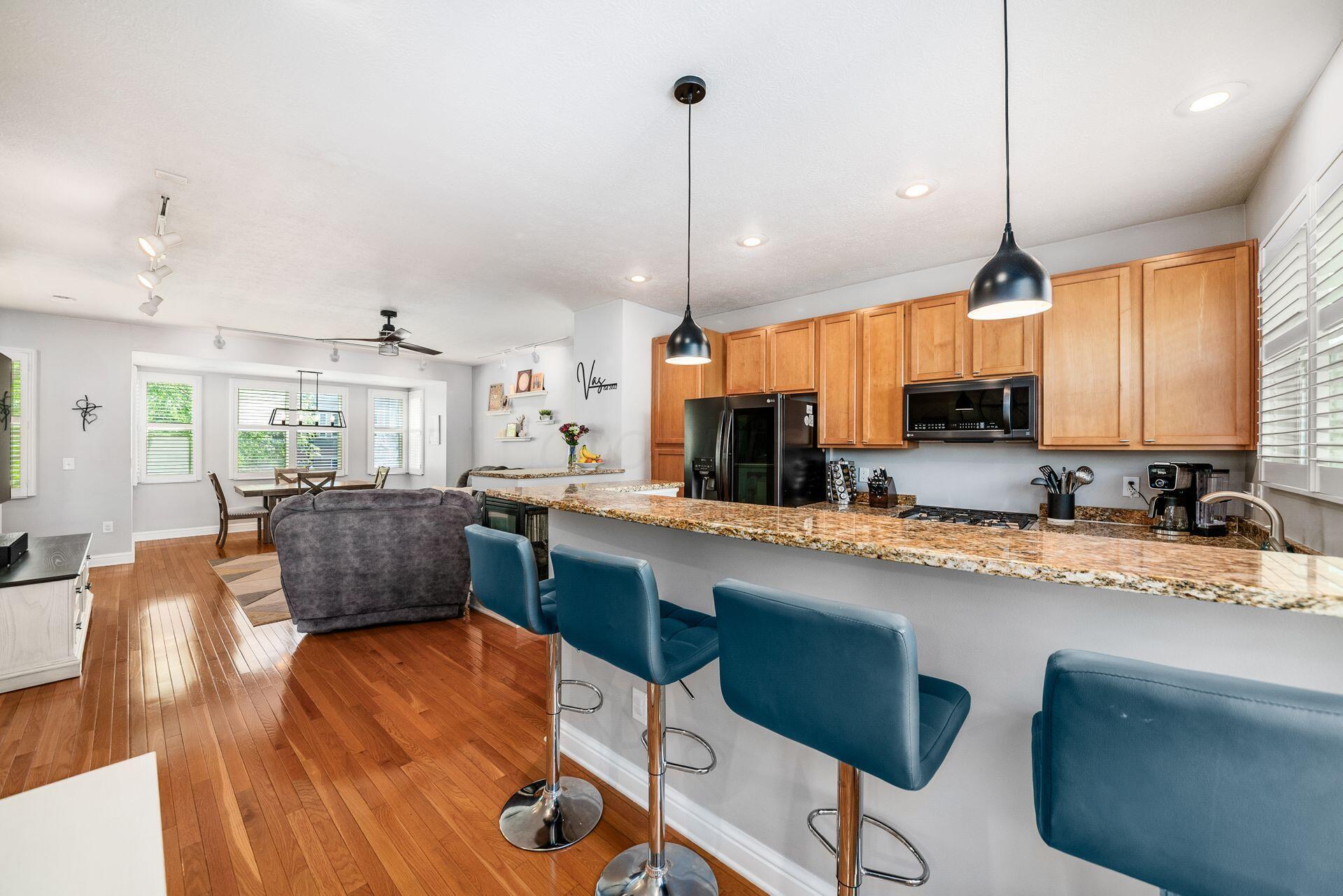 1405 Upper Green Circle, Columbus, Ohio image 10
