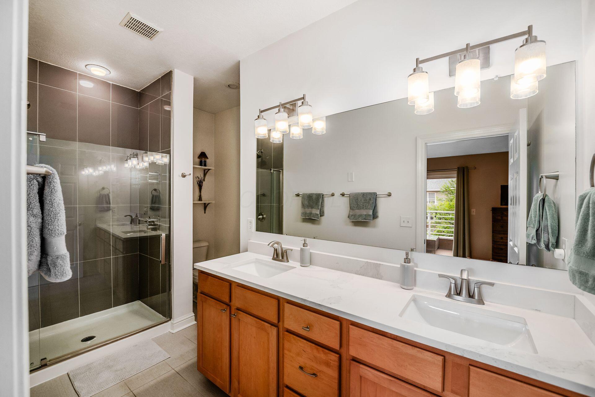1405 Upper Green Circle, Columbus, Ohio image 21