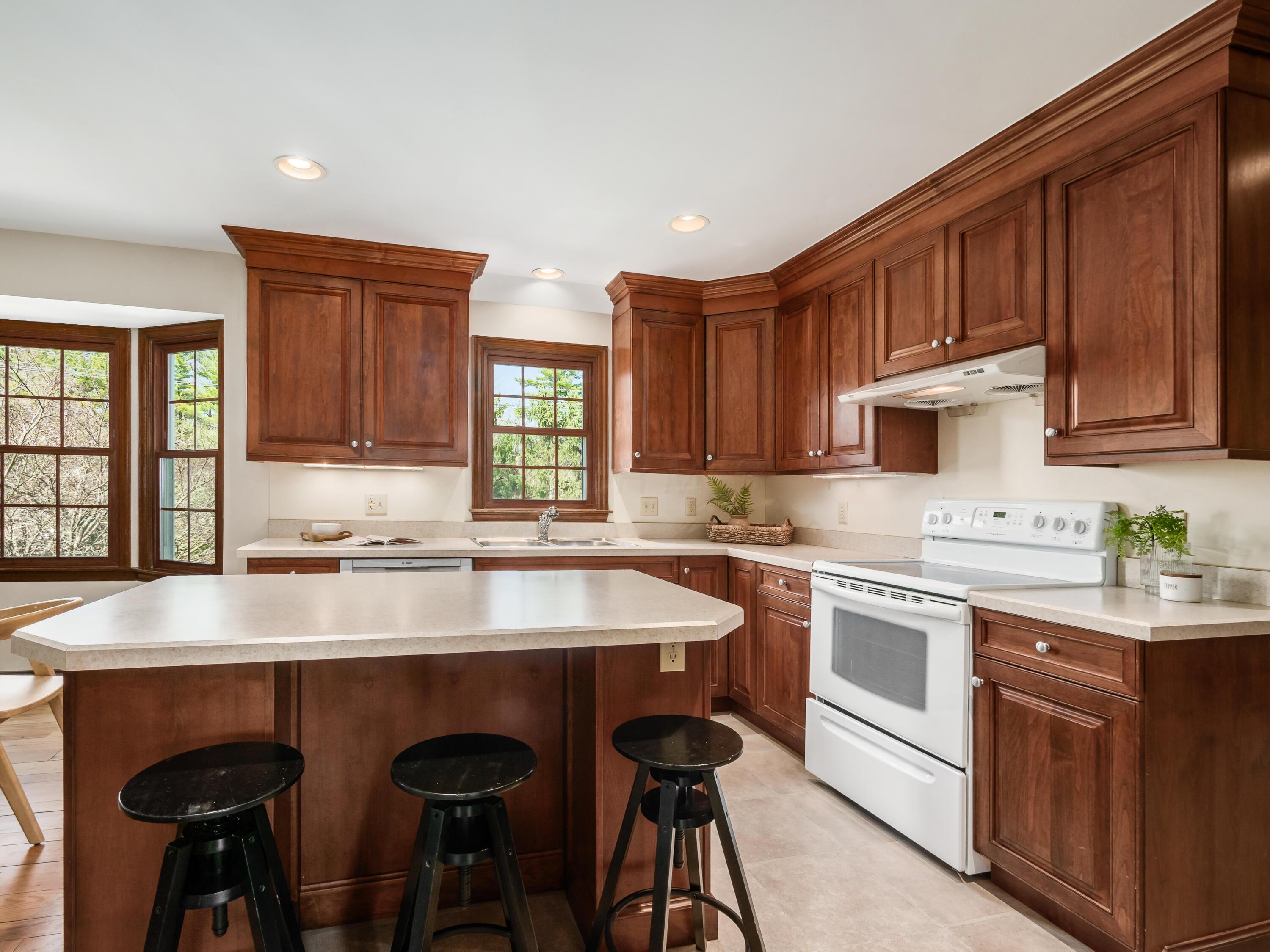 580 Lummisford Lane, Columbus, Ohio image 24