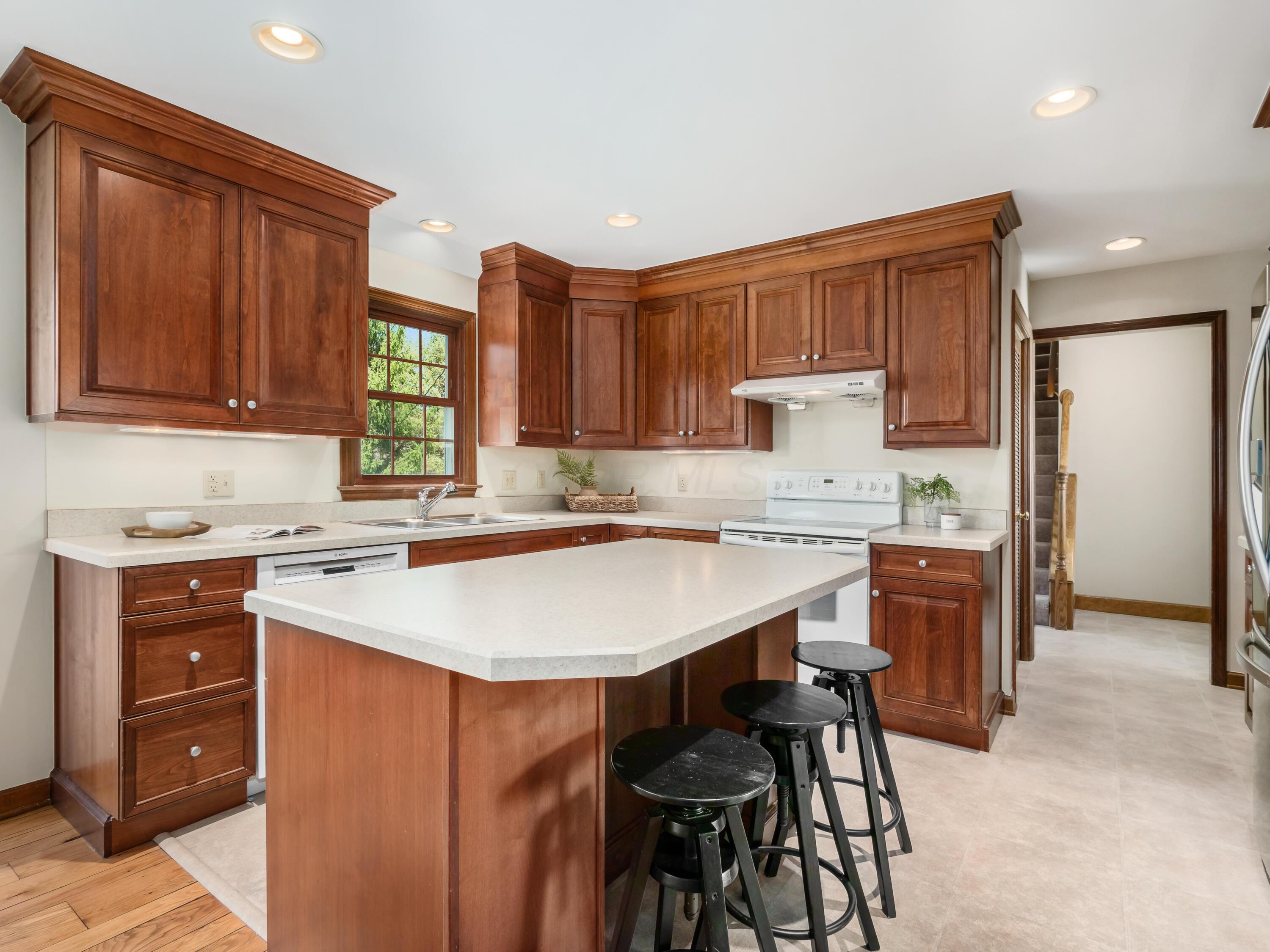 580 Lummisford Lane, Columbus, Ohio image 23