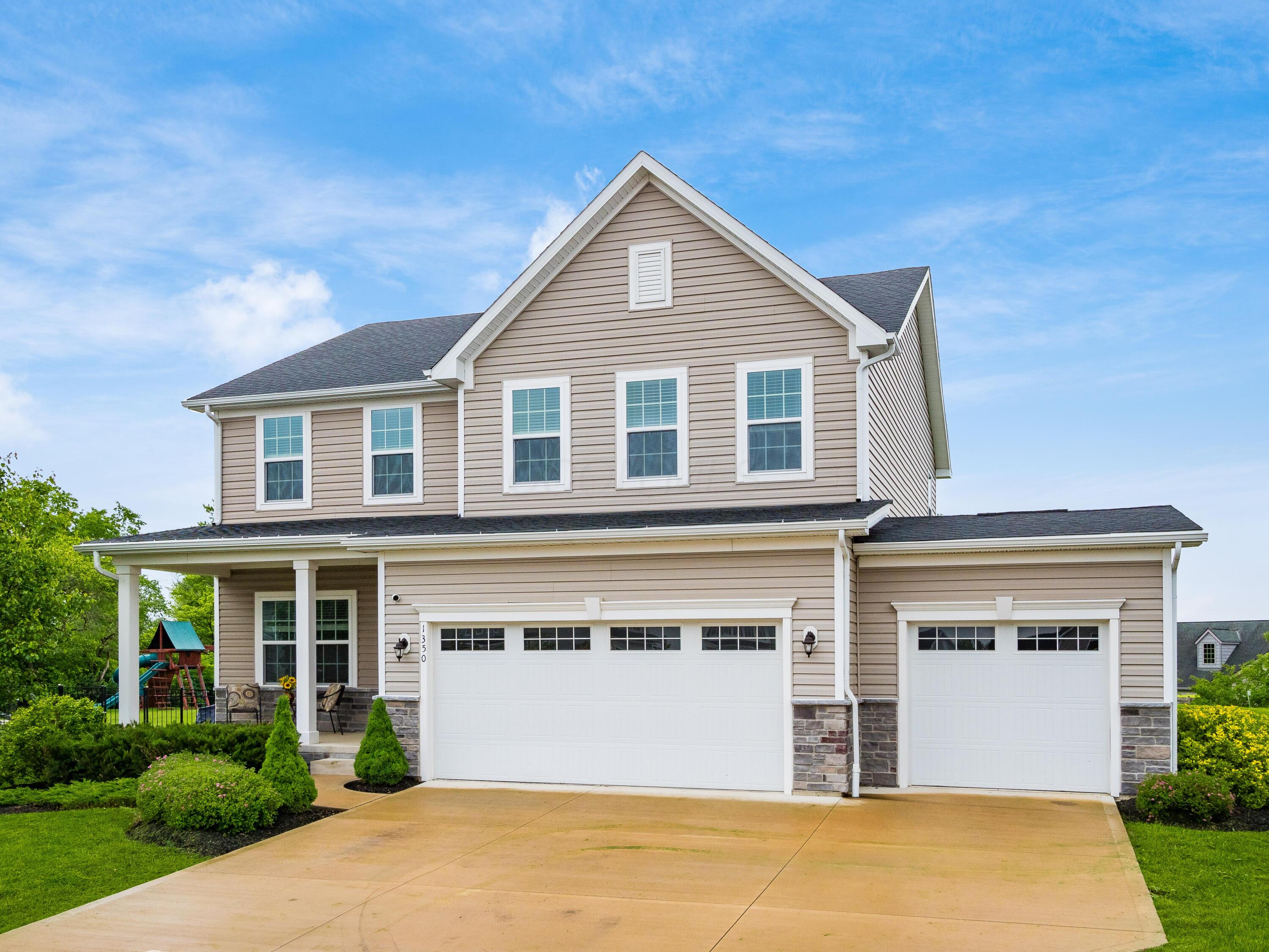 1350 Redtop Court, Marysville, Ohio image 2