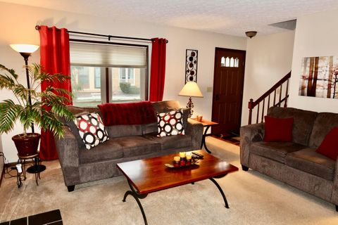 Photo of 1776 Colhasset Lane, Columbus, OH 43220 (MLS # 225046195)