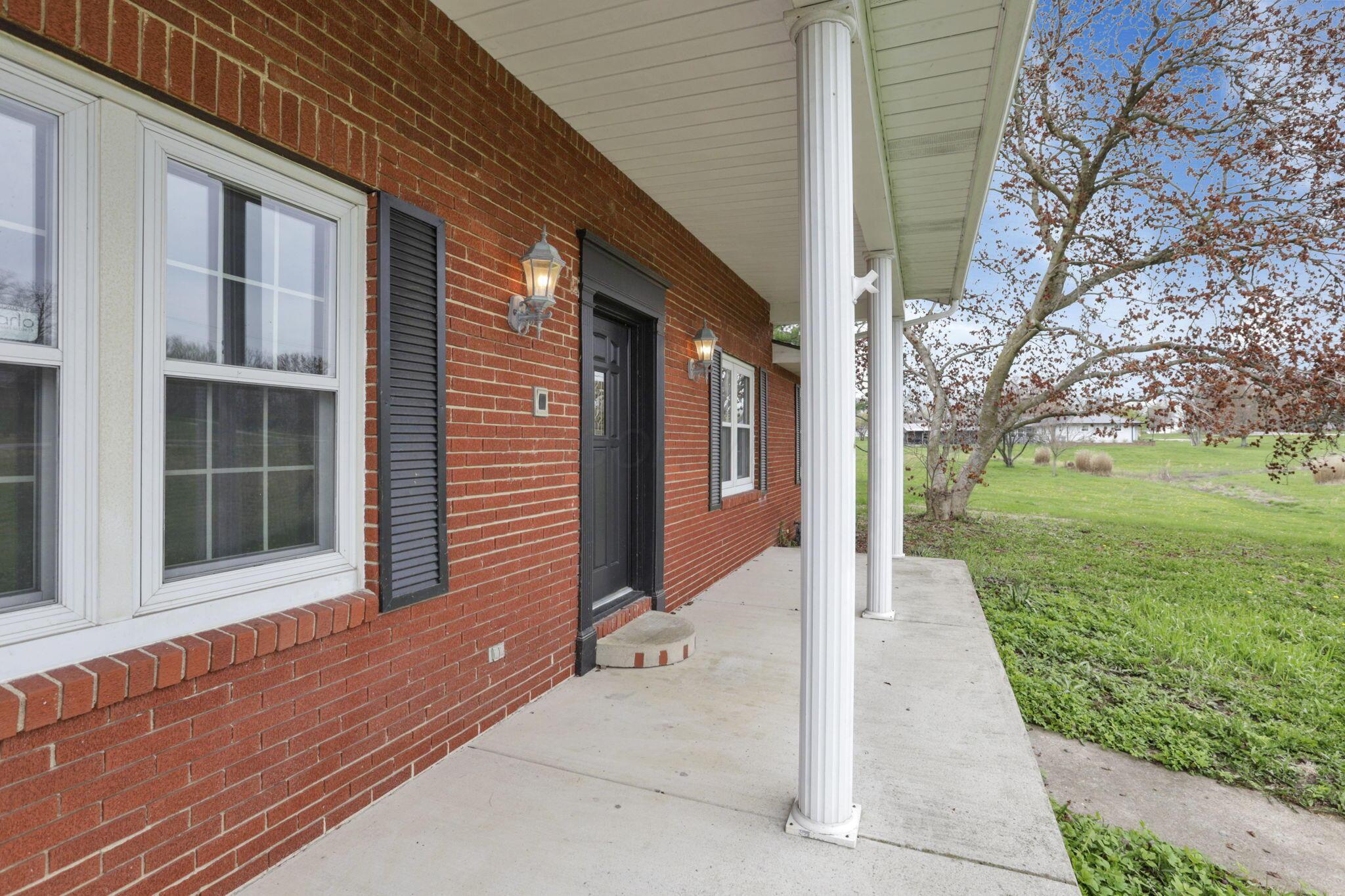 8015 Alspach Road, Lancaster, Ohio image 3