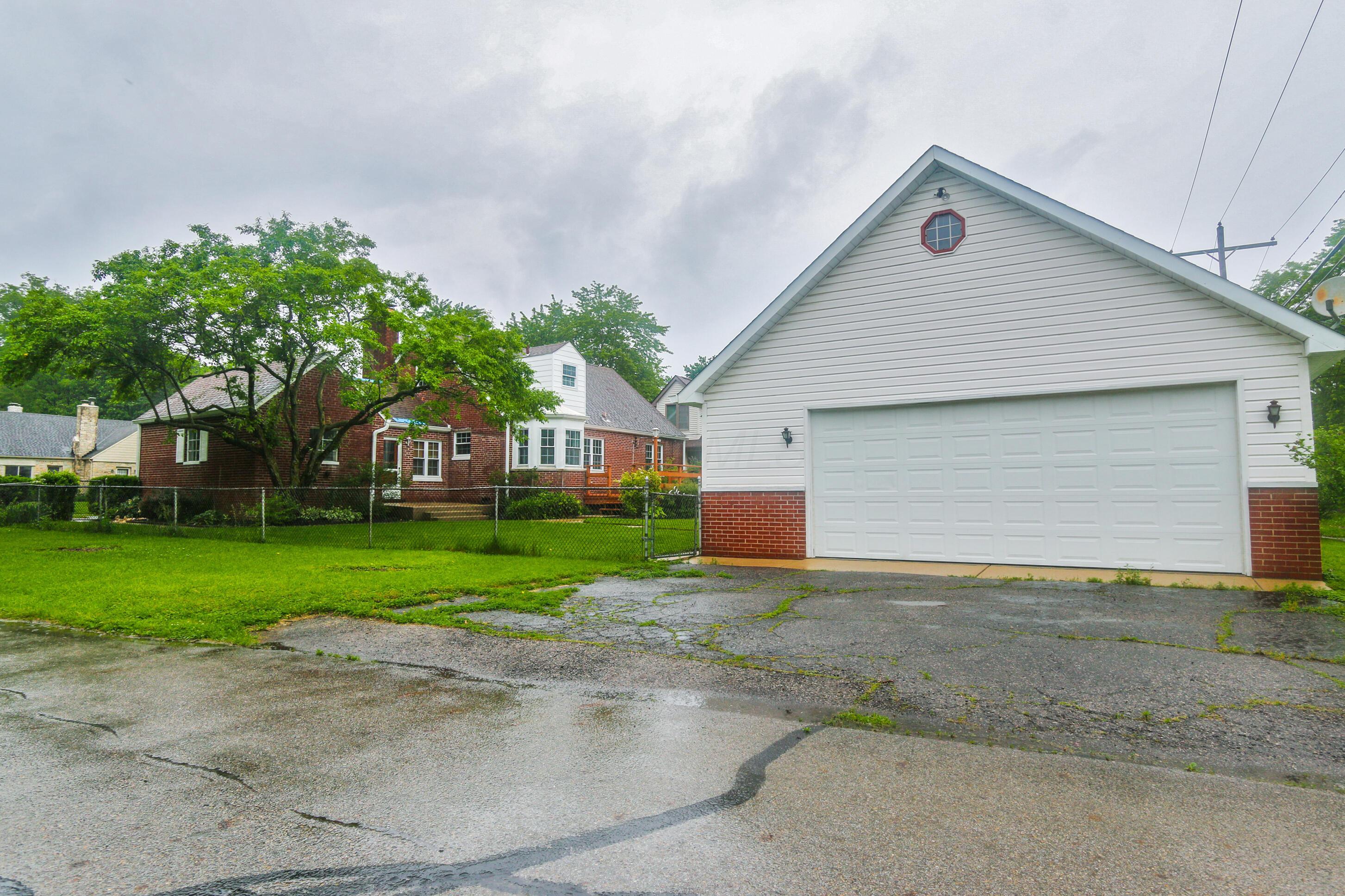 64 Edgevale Road