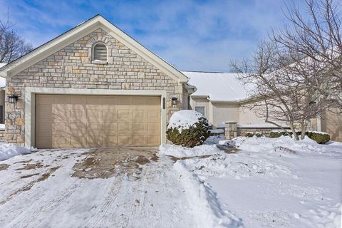 Tiny photo for 2665 Vililly Circle W, Grove City, OH 43123 (MLS # 226003065)