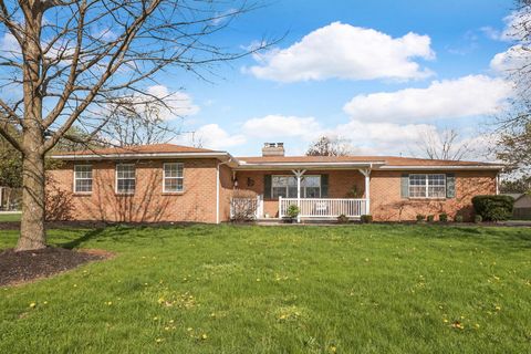 Photo of 10 Buckeye Boulevard, Pataskala, OH 43062 (MLS # 226011003)