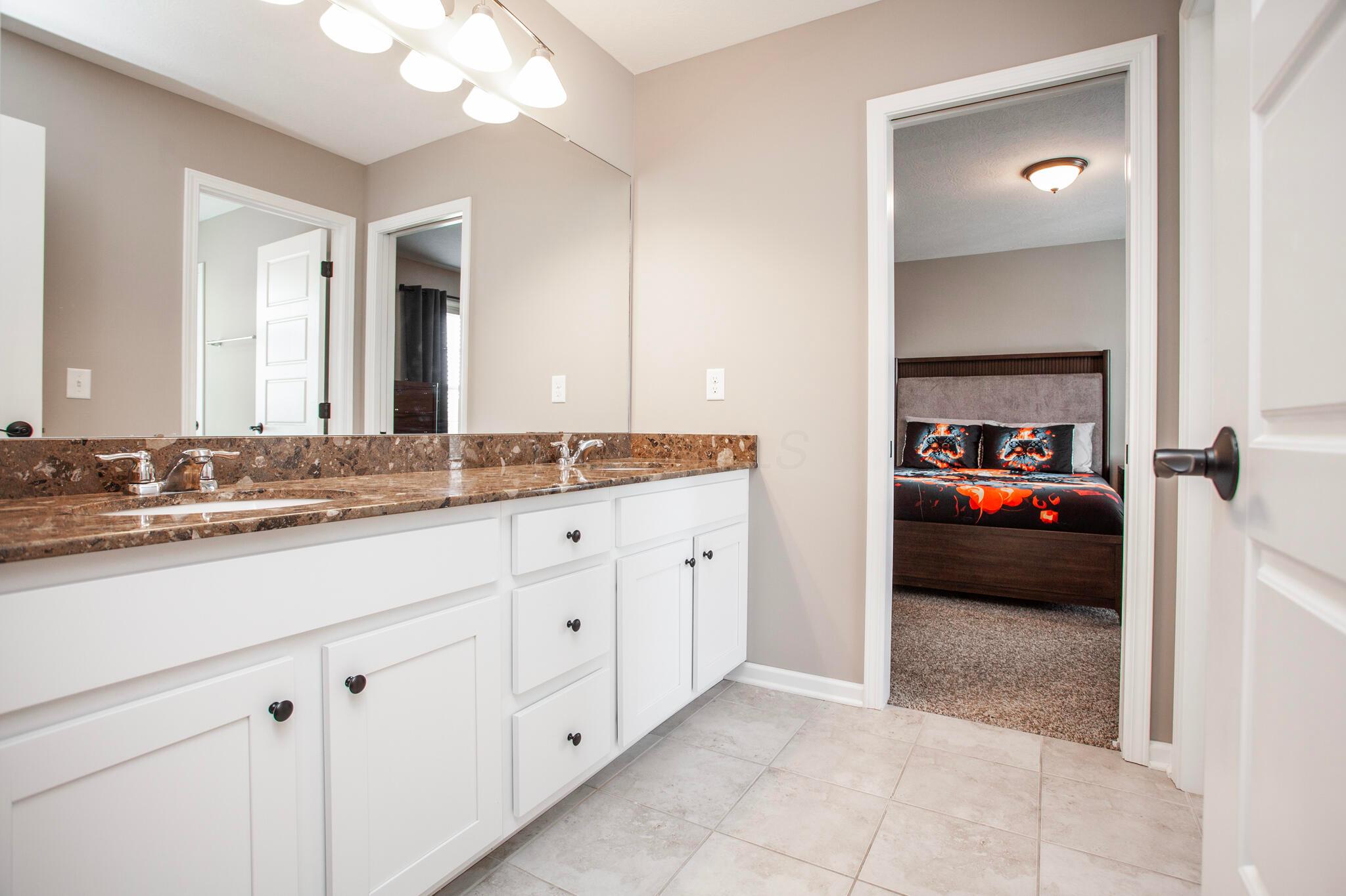 10652 Arrowwood Drive, Plain City, Ohio image 47