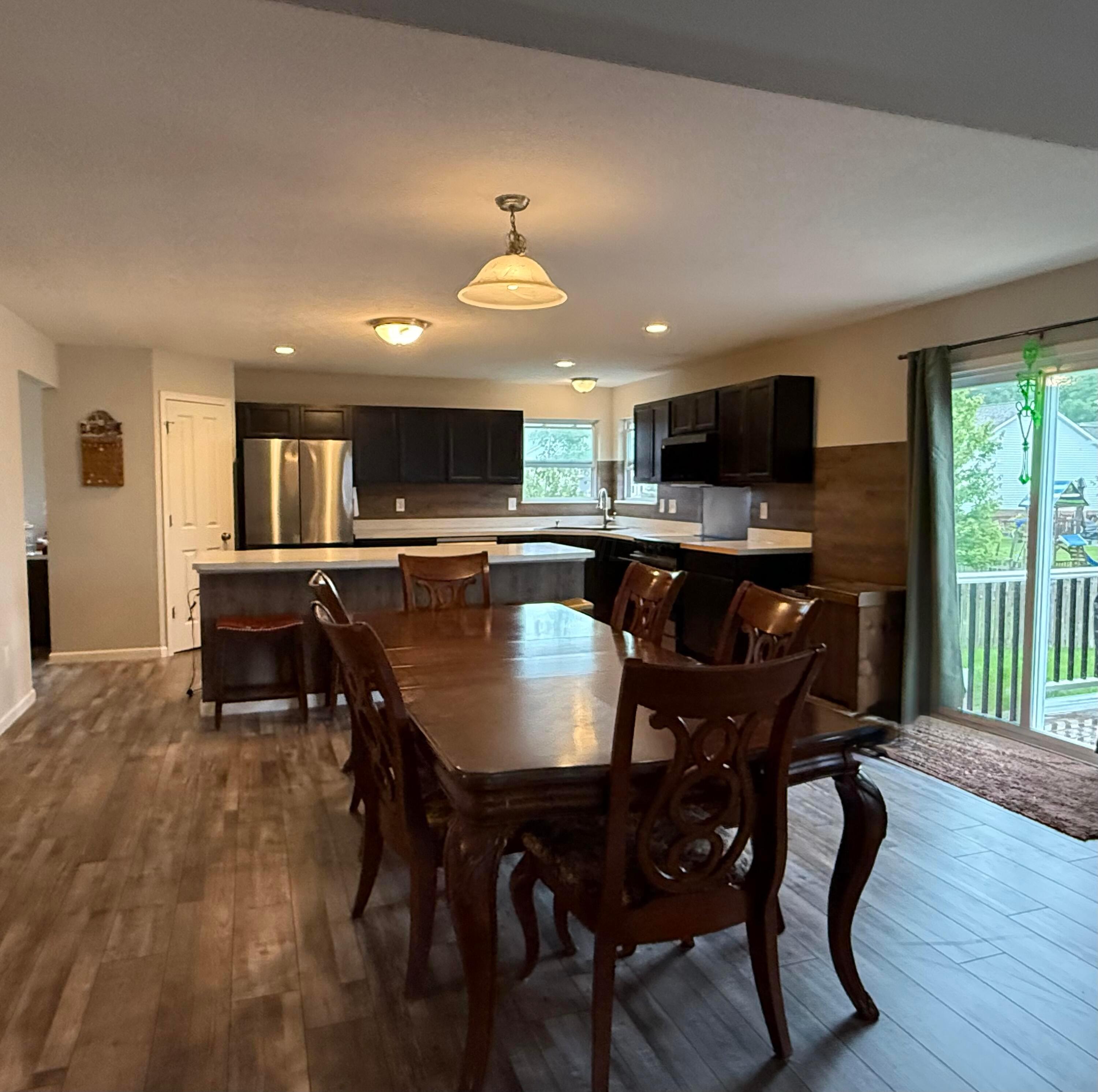 210 Glemsbury Drive, Delaware, Ohio image 8
