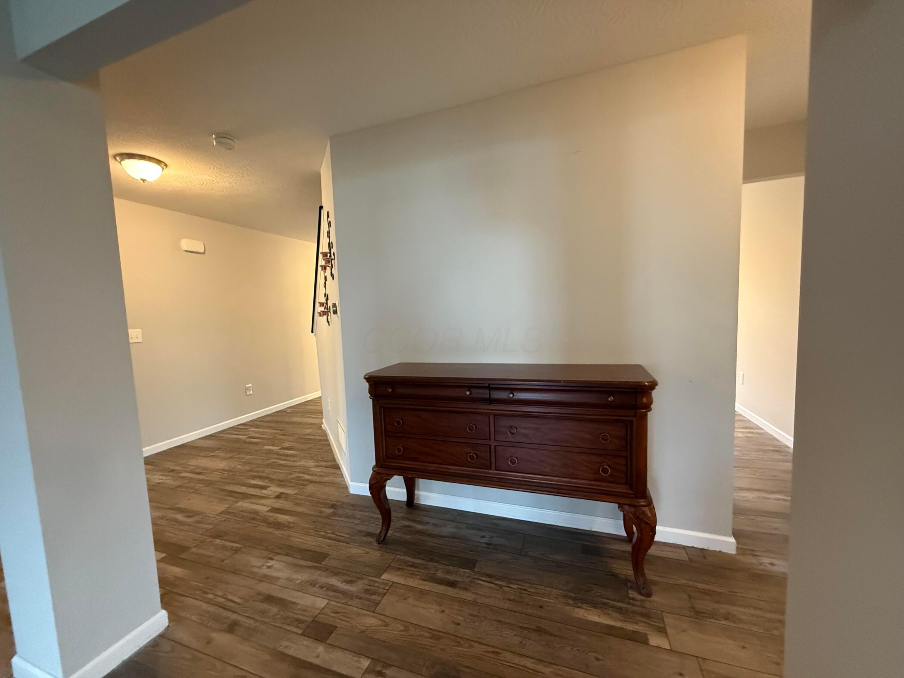210 Glemsbury Drive, Delaware, Ohio image 11