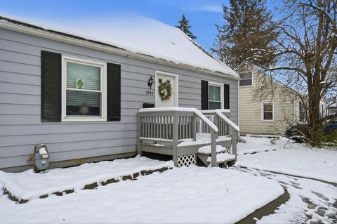 Tiny photo for 1846 Rhoda Avenue, Columbus, OH 43212 (MLS # 225044861)