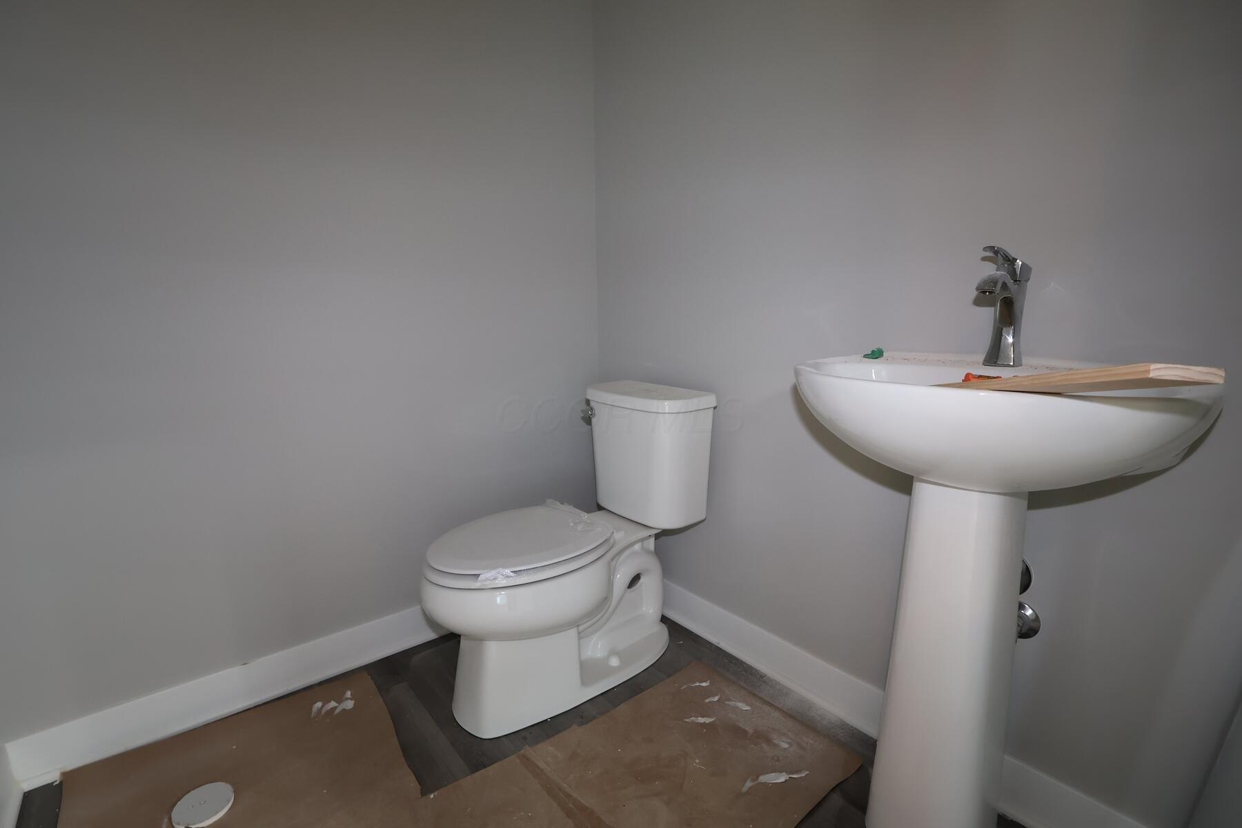 7018 Unitas Loop, Powell, Ohio image 10