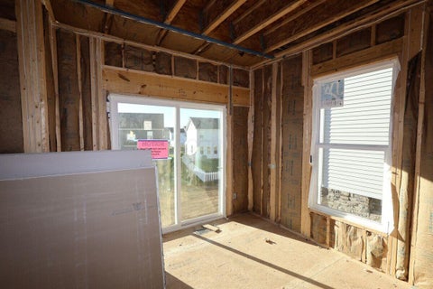 Tiny photo for 1111 Jeffrey Lane, Grove City, OH 43123 (MLS # 226039333)