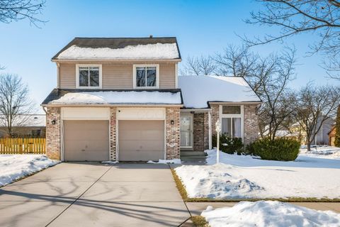 Photo of 4931 Leybourne Drive, Hilliard, OH 43026 (MLS # 226004279)