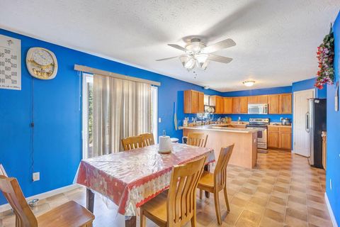 Tiny photo for 6230 Zoellners Place, Hamilton, OH 45011 (MLS # 226019624)
