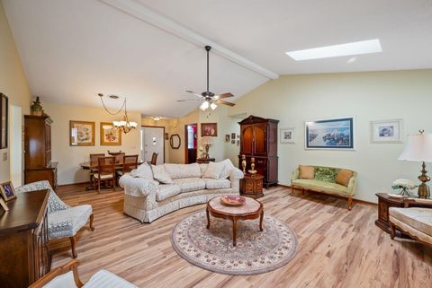 Tiny photo for 905 Villandry Drive, Marion, OH 43302 (MLS # 225044770)