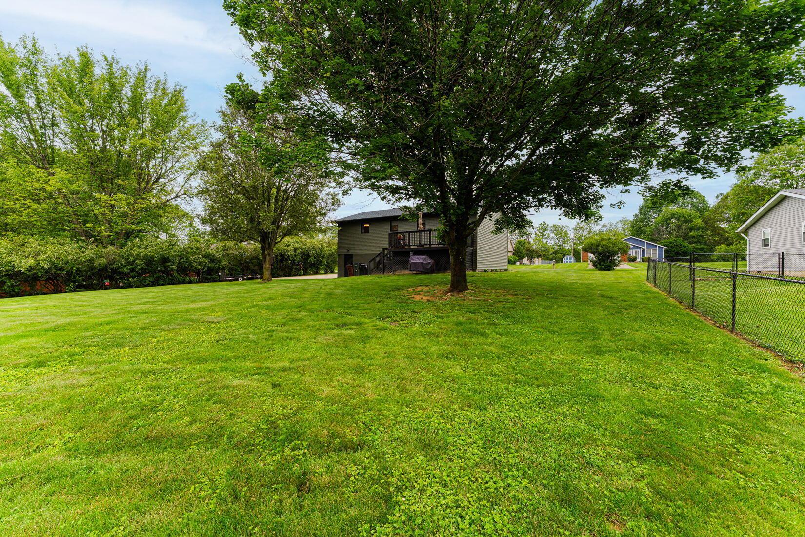5460 Airwood Drive, Zanesville, Ohio image 28