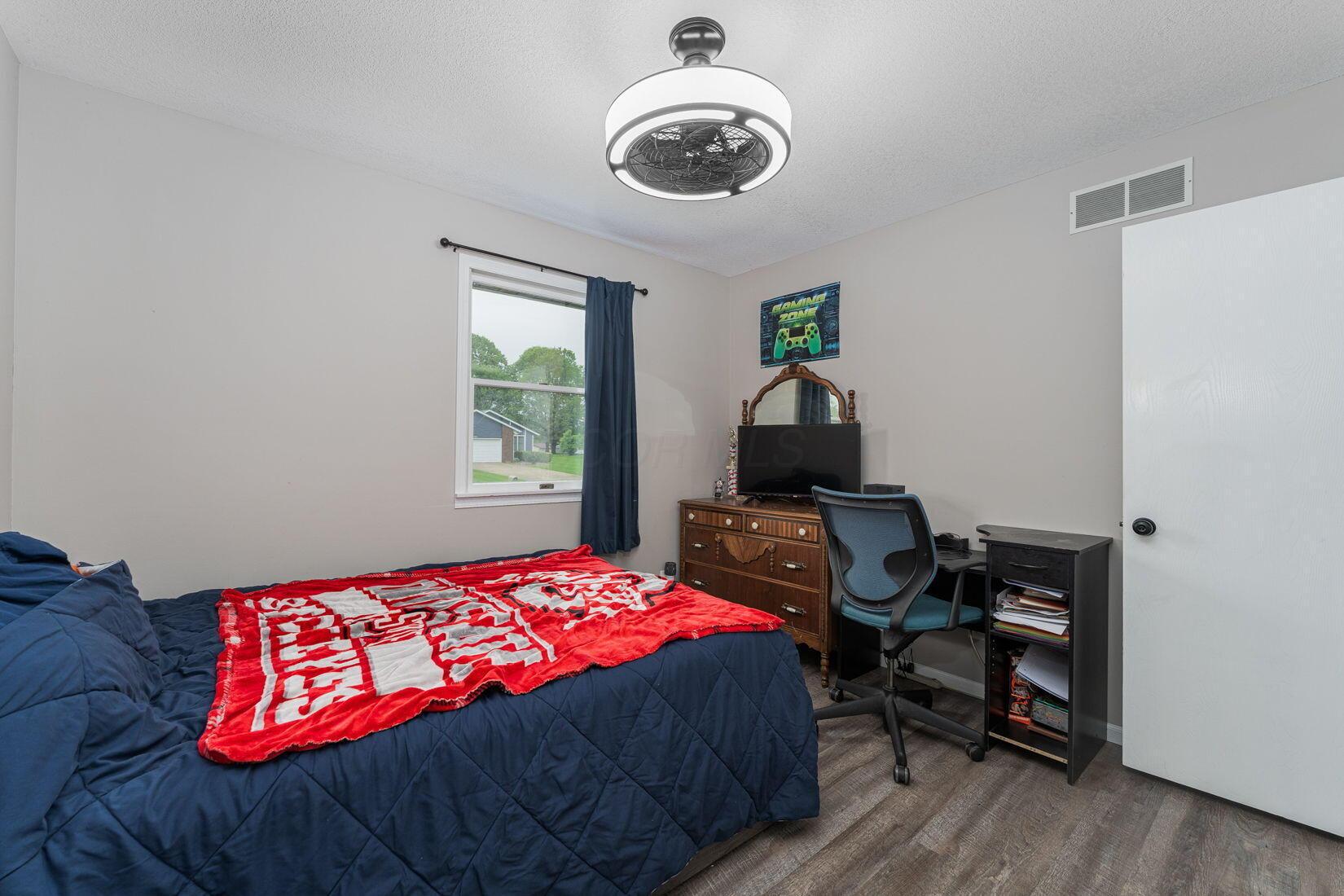 5460 Airwood Drive, Zanesville, Ohio image 18