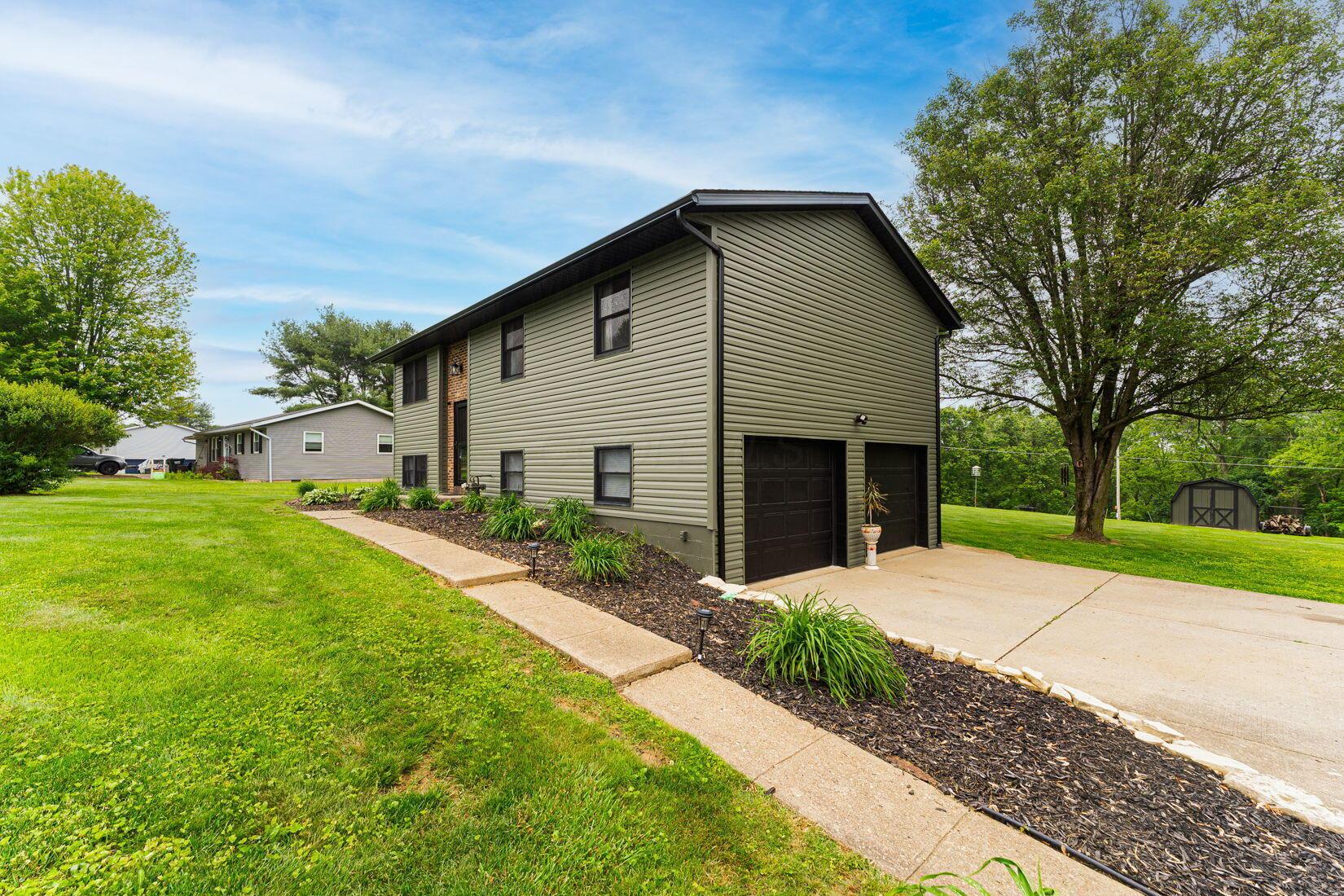 5460 Airwood Drive, Zanesville, Ohio image 25
