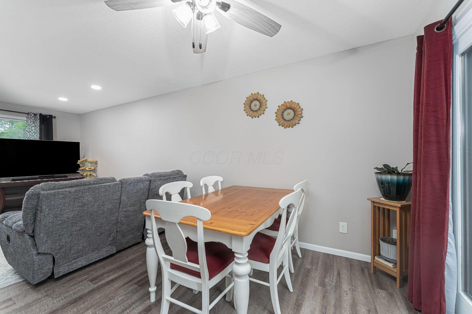 5460 Airwood Drive, Zanesville, Ohio image 10