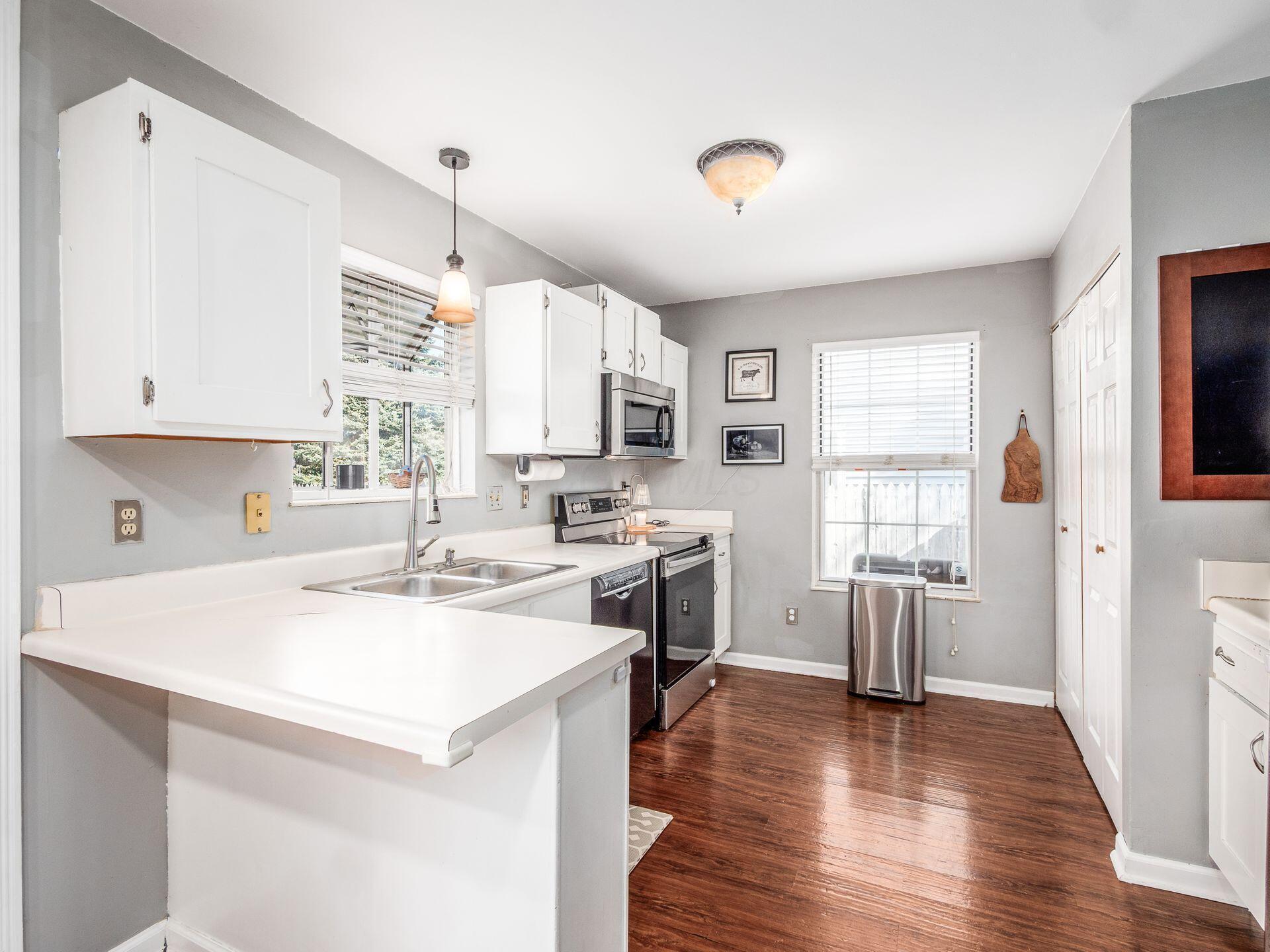 1727 Jupiter Avenue, Hilliard, Ohio image 2