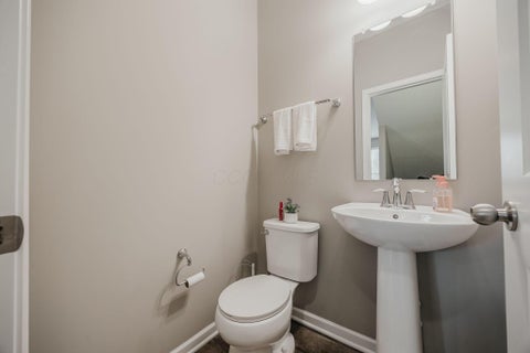 Tiny photo for 264 Autumn Ridge Circle, Pickerington, OH 43147 (MLS # 226036192)