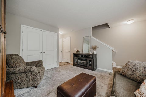 Tiny photo for 264 Autumn Ridge Circle, Pickerington, OH 43147 (MLS # 226036192)