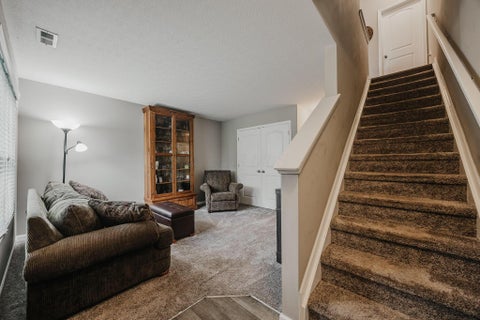 Tiny photo for 264 Autumn Ridge Circle, Pickerington, OH 43147 (MLS # 226036192)