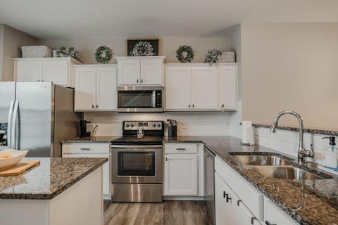 Tiny photo for 264 Autumn Ridge Circle, Pickerington, OH 43147 (MLS # 226036192)